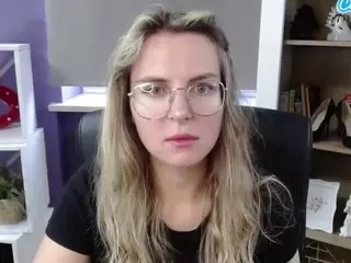 ZoeyFancy's Live Sex Cam Show
