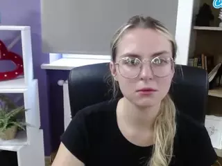 ZoeyFancy's Live Sex Cam Show
