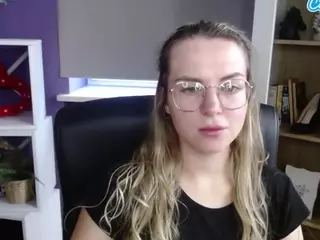 ZoeyFancy's Live Sex Cam Show