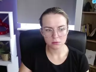 ZoeyFancy's Live Sex Cam Show