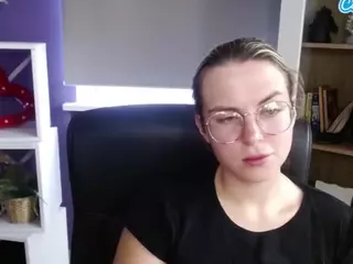 ZoeyFancy's Live Sex Cam Show