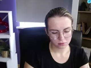 ZoeyFancy's Live Sex Cam Show