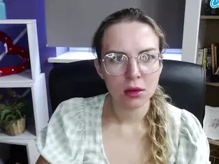 ZoeyFancy's Live Sex Cam Show