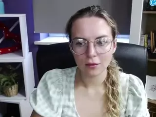 ZoeyFancy's Live Sex Cam Show