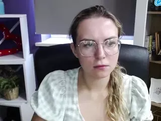 ZoeyFancy's Live Sex Cam Show