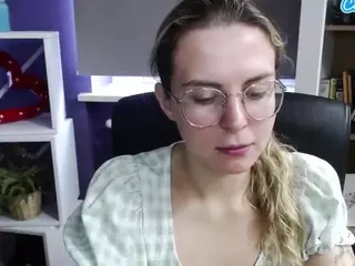 ZoeyFancy's Live Sex Cam Show