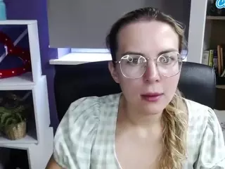 ZoeyFancy's Live Sex Cam Show