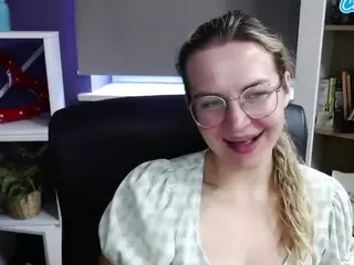 ZoeyFancy's Live Sex Cam Show