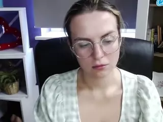 ZoeyFancy's Live Sex Cam Show