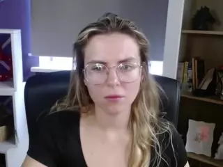 ZoeyFancy's Live Sex Cam Show