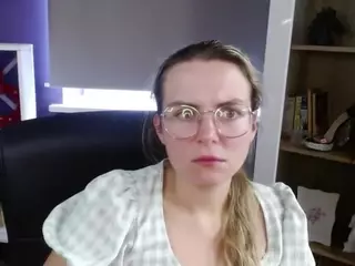 ZoeyFancy's Live Sex Cam Show