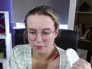 ZoeyFancy's Live Sex Cam Show