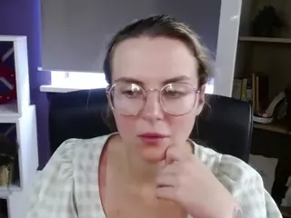 ZoeyFancy's Live Sex Cam Show