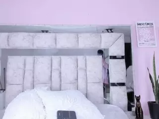 EmmaBruns's Live Sex Cam Show