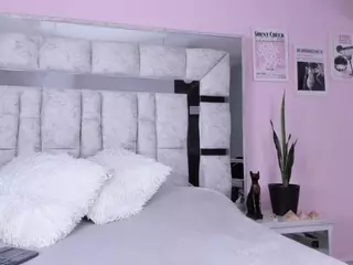 EmmaBruns's Live Sex Cam Show