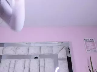 EmmaBruns's Live Sex Cam Show