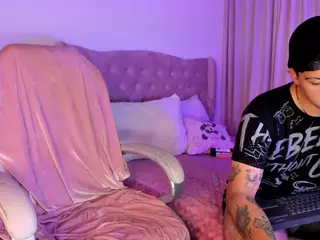 LucyAndBenson's Live Sex Cam Show