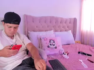 LucyAndBenson's Live Sex Cam Show
