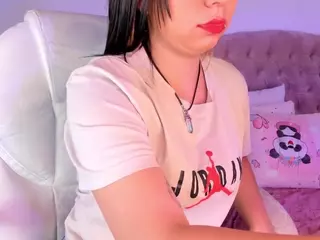 LucyAndBenson's Live Sex Cam Show