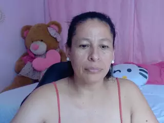 martina-miilf's Live Sex Cam Show
