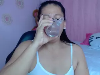 martina-miilf's Live Sex Cam Show