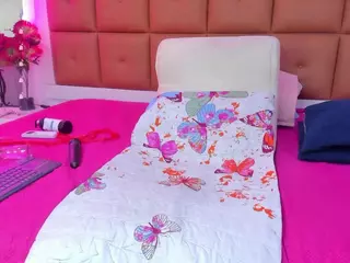 MillyStonne's Live Sex Cam Show