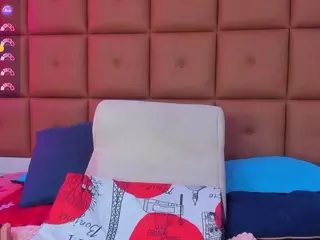 MillyStonne's Live Sex Cam Show