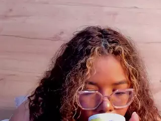 niickypurple's Live Sex Cam Show