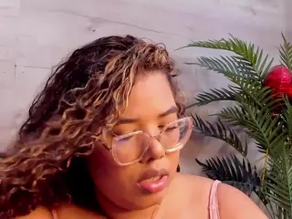 niickypurple's Live Sex Cam Show