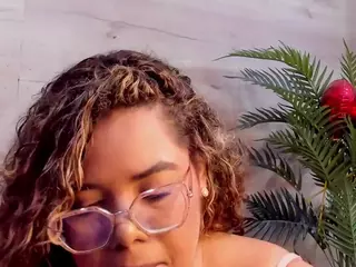 niickypurple's Live Sex Cam Show