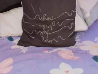 niickypurple's Live Sex Cam Show