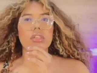 niickypurple's Live Sex Cam Show