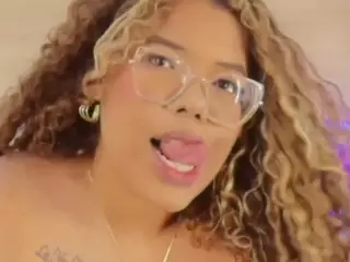 niickypurple's Live Sex Cam Show