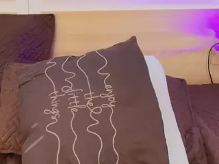 niickypurple's Live Sex Cam Show