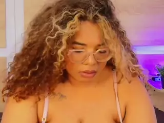 niickypurple's Live Sex Cam Show