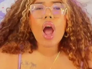 niickypurple's Live Sex Cam Show