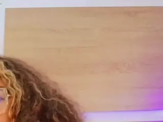 niickypurple's Live Sex Cam Show