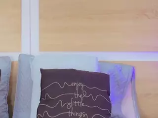 niickypurple's Live Sex Cam Show