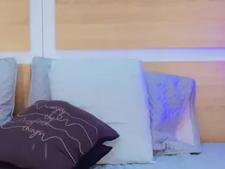niickypurple's Live Sex Cam Show