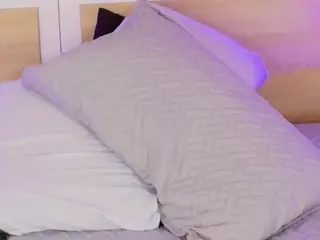 niickypurple's Live Sex Cam Show