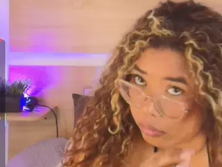 niickypurple's Live Sex Cam Show