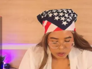 niickypurple's Live Sex Cam Show