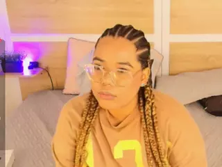 niickypurple's Live Sex Cam Show