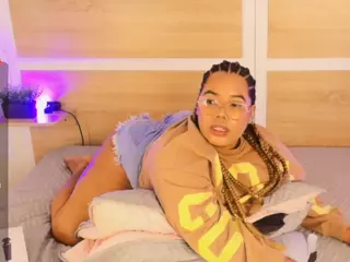 niickypurple's Live Sex Cam Show