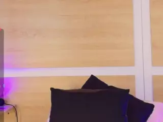 niickypurple's Live Sex Cam Show