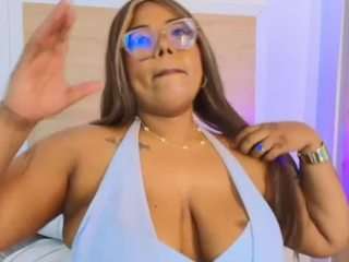 Live cam show with Your_big_ebony_goddess