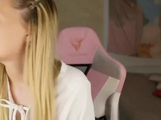 ellyary's Live Sex Cam Show