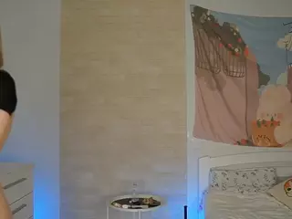 ellyary's Live Sex Cam Show