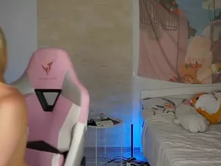 ellyary's Live Sex Cam Show