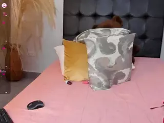 Emma-andreew1's Live Sex Cam Show